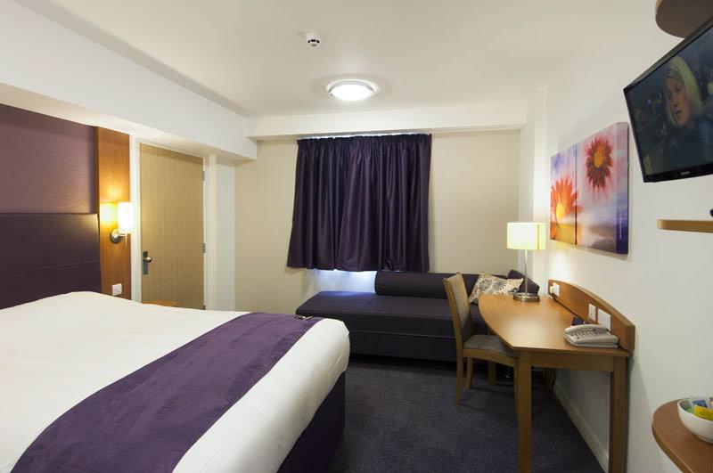 Premier Inn Crewe Nantwich Eksteriør bilde